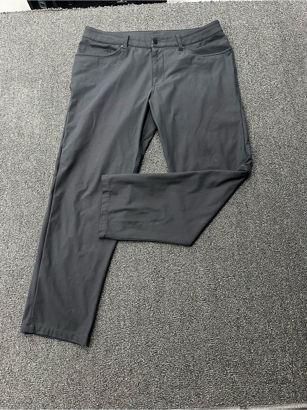 Lululemon Men’s ABC Classic Fit 5 Pocket Pants, Size 34x30 Warpstreme Black